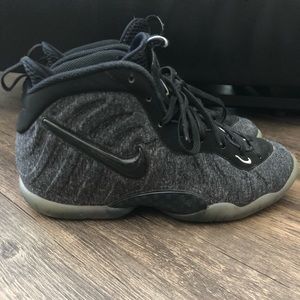 Nike Foamposite Pro Size 4.5